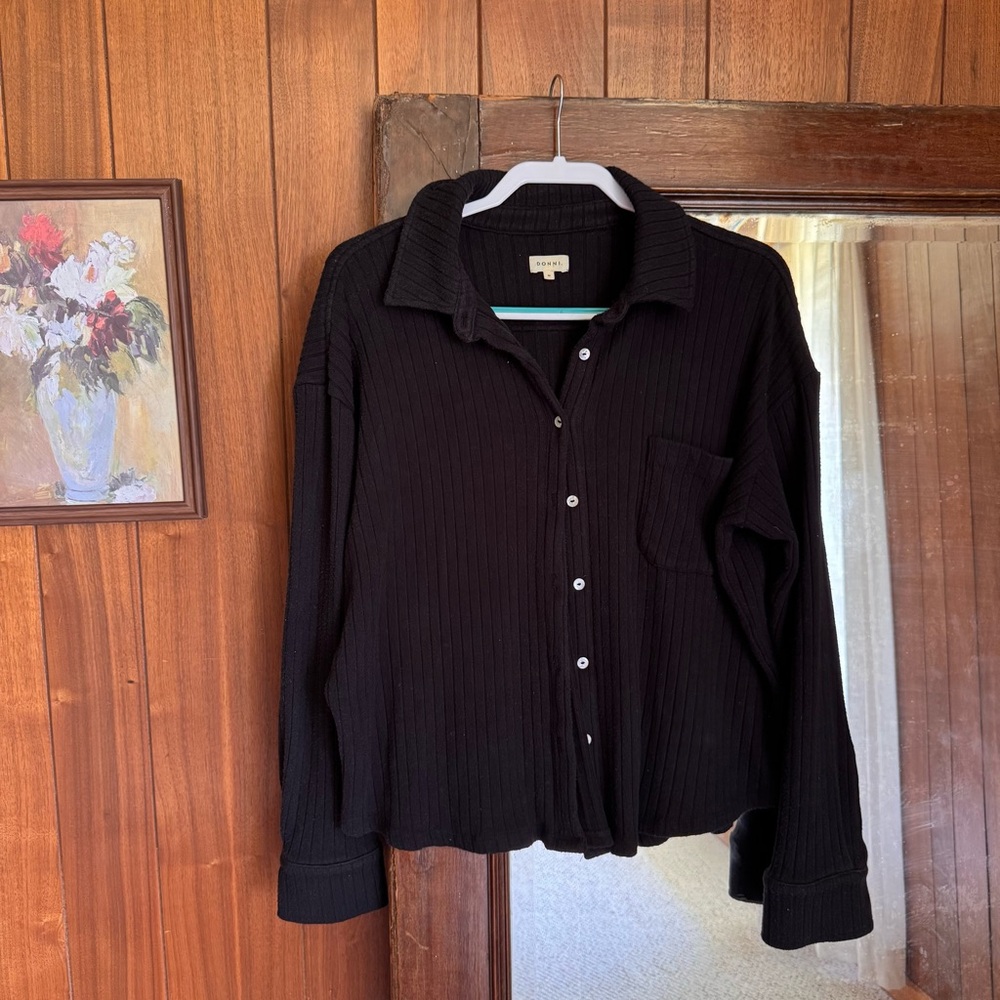 DONNI. Charcoal Ribbed Knit Top